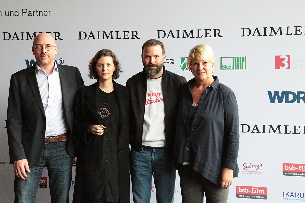 Udo Kramer, Jantje Friese, Baran bo Odar und Simone Bär (Dark) beim Grimme-Preis 2018, am 13.04.2018 in Marl.