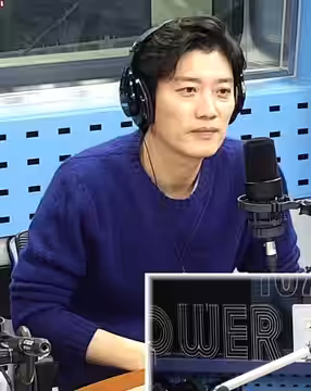 Park Hee Soon at SBS Radio in 2019 (2021)