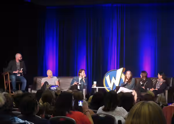 Graham McTavish, Richard Rankin, Lotte Verbeek, Sophie Skelton, and Diana Gabaldon at the Q&amp;A panel for Outlander, Wizard World Chicago 2018