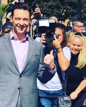 Hugh Jackman, Eva Rinaldi (2019)