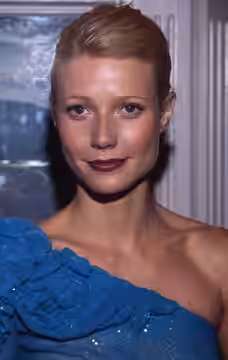 Gwyneth Paltrow at the 2000 Toronto International Film Festival.