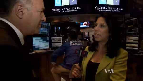 VOA’s Alexis Christoforous speaking to Kevin O'Leary (2015)