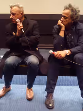 F. J. Ossang et Darius Khondji à la projection du film "Le Trésor des îles Chiennes", à la cinémathèque française. (2017)