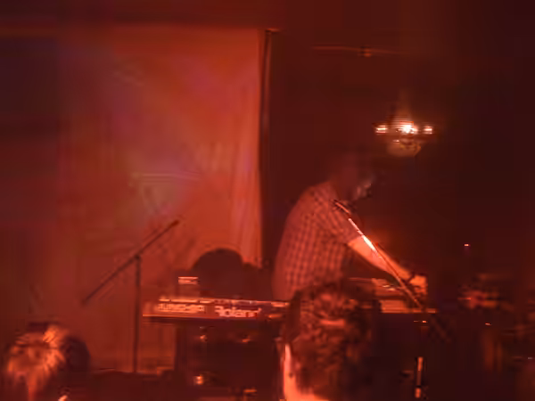 oneohtrix (2010)