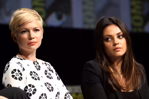 Michelle Williams &amp; Mila Kunis speaking at the 2012 San Diego Comic-Con International in San Diego, California. Please attribute to Gage Skidmore if used el