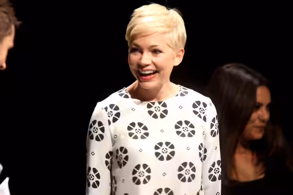 Michelle Williams &amp; Mila Kunis speaking at the 2012 San Diego Comic-Con International in San Diego, California. Please attribute to Gage Skidmore if used el