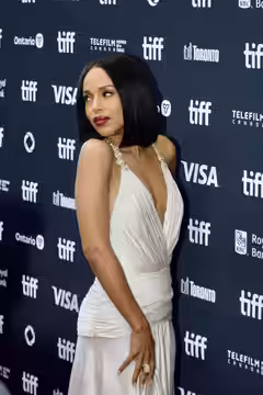 Kerry Washington at "Wake Up Dead Man: A Knives Out Mystery" world premiere (2022)