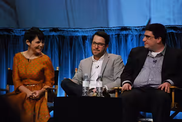 Ginnifer Goodwin, Edward Kitsis, Adam Horowitz (2012)