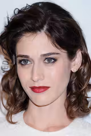 Lizzy Caplan