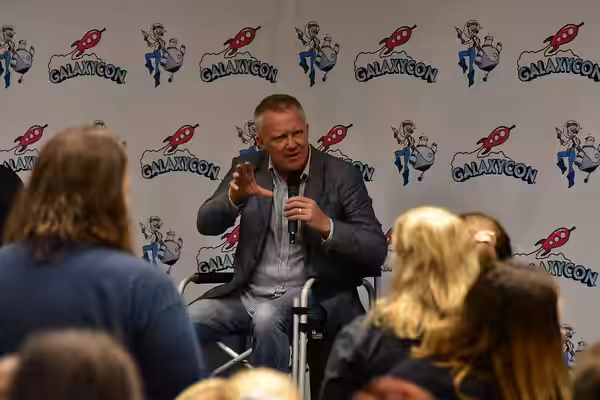 Anthony Michael Hall at GalaxyCon Raleigh 2019