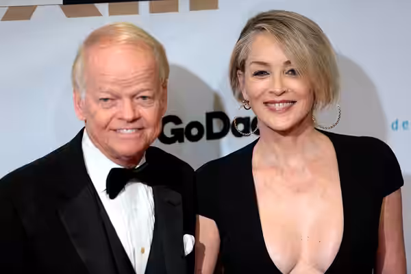Jimmy Walker and Sharon Stone on the red carpet at Celebrity Fight Night XXIII at the JW Marriott Desert Ridge Resort &amp; Spa in Phoenix, Arizona. Please attr (2017)
