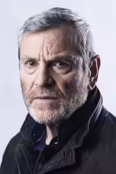 Tchéky Karyo