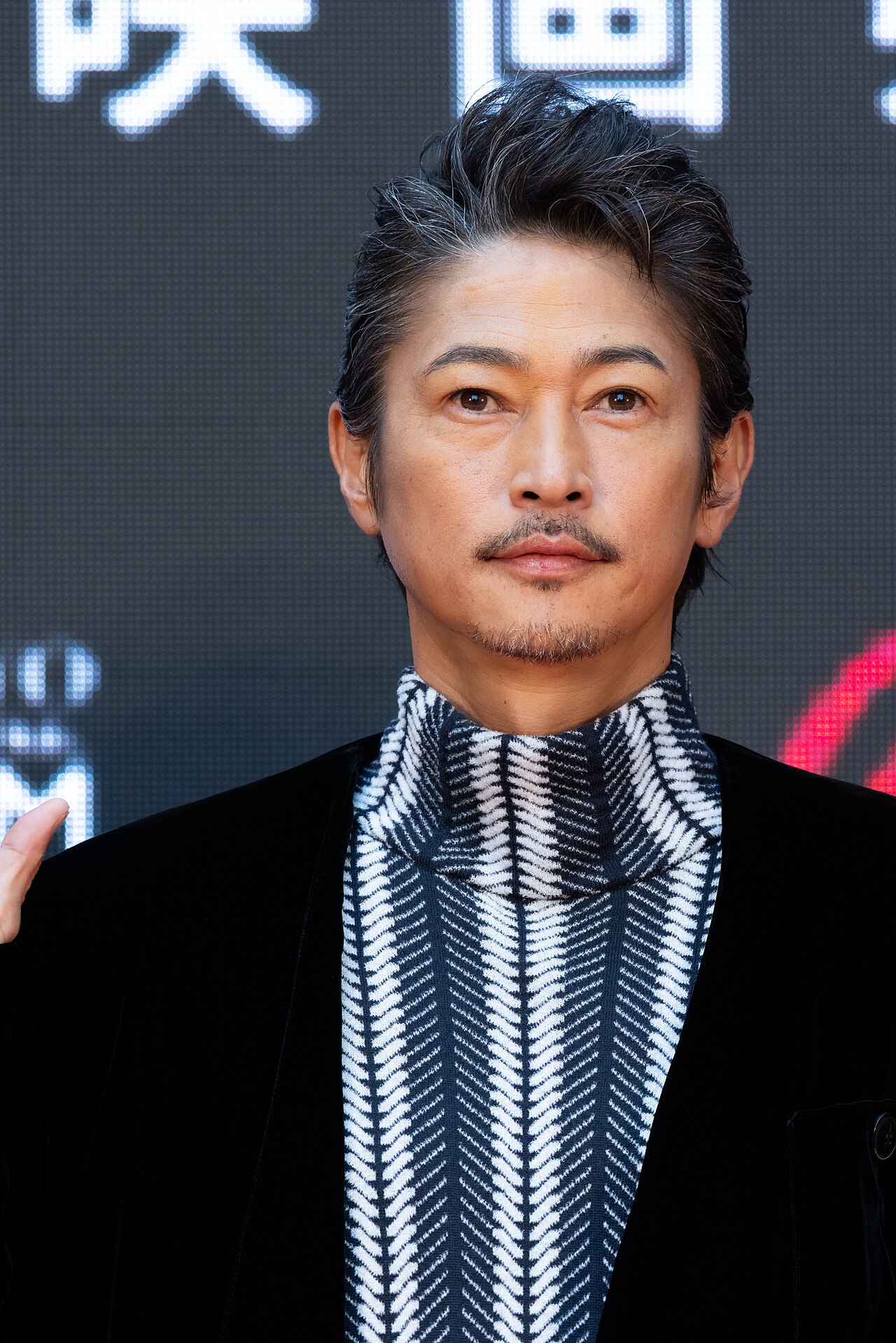 第37回 東京国際映画祭 オープニングイベント レッドカーペット 窪塚洋介 (外道の歌) (2024)