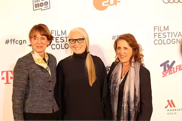 Henriette Raker, Jane Campion, Petra Müller bei der Verleihung der "Film Festival Cologne Awards 2017".