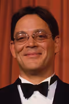 Raul Julia