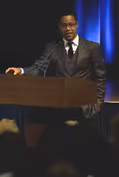 Cuba Gooding Jr. addresses the audience during a screening of the documentary "Double Victory" Nov. 10, 2011, at the Pentagon. Double Victory tells the story of