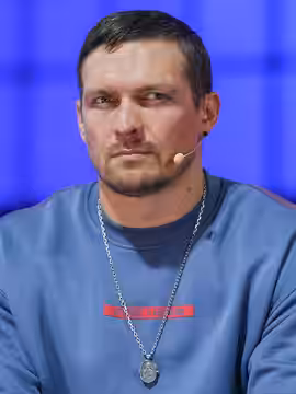 2 November 2022; Oleksandr Usyk, World Heavyweight Boxing Champion, on Centre Stage, during day one of Web Summit 2022 at the Altice Arena in Lisbon, Portugal. 