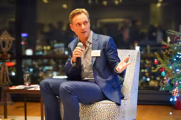 BCG NY co-hosts a talkback with the National Theatre, featuring conversation between Bryan Cranston and Tony Goldwyn on 27 November 2023