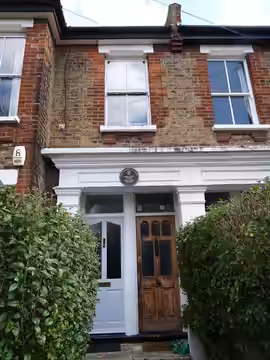 58 Geldeston Road, Cazenove, London E5 8SB - birthplace of Jessica Tandy (2021)