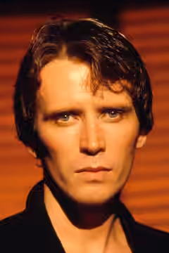 Peter Weller