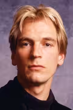Julian Sands