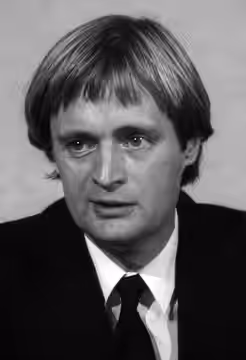 Title: David McCallum, Man from U.N.C.L.E. Creator(s): Gotfryd, Bernard, photographer Date Created/Published: [1982] Medium: 1 photograph : color transparency ;