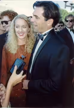 Photo taken at the 41st Emmy Awards 9/17/89 - Permission granted to copy, publish or post but please credit "photo by Alan Light" if you can (1989)