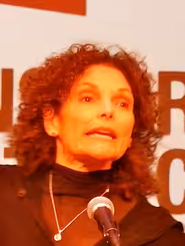 Mary Elizabeth Mastrantonio