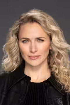 Shantel VanSanten