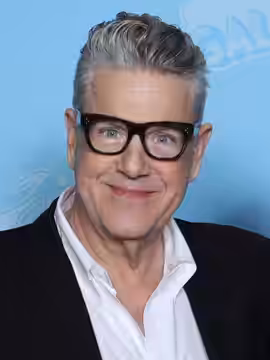Jonathan Freeman at GalaxyCon Richmond in 2020