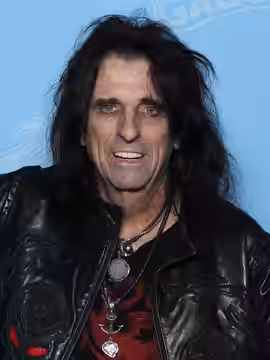 Alice Cooper at GalaxyCon Richmond in 2019