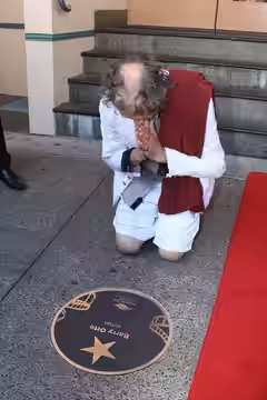 Barry Otto at the unveiling of his star on the Australian Film Walk of Fame (2012)