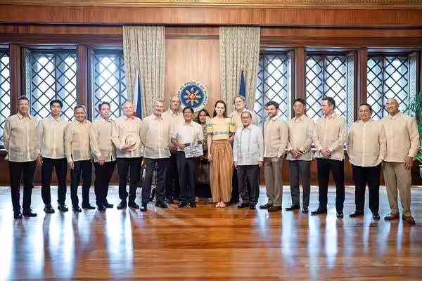 Philippine President Bongbong Marcos greets the cast and crew of the Filipino-American romantic comedy film The Last Resort (2026) at Malacañang Palace in Manil (2025)
