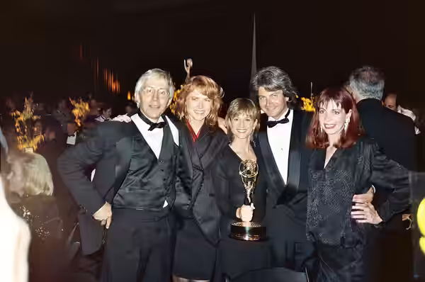 1989 Emmy Awards NOTE: Permission granted to copy, publish, broadcast or post any of my photos, but please credit "photo by Alan Light" if you can. Thanks. Scan