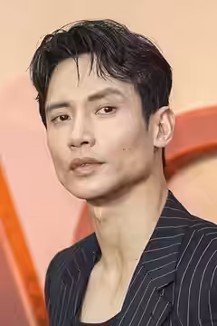 Manny Jacinto