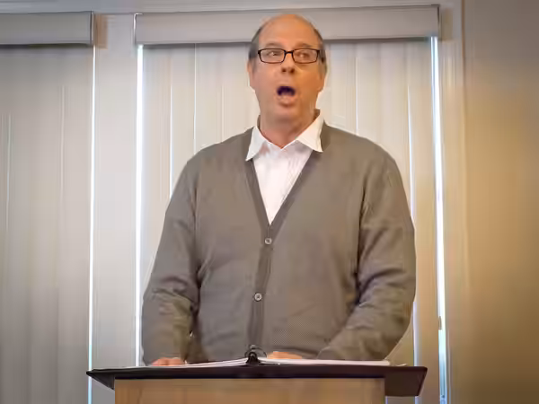 Stephen Tobolowsky at Vicki Abelson's Women Who Write (2013)