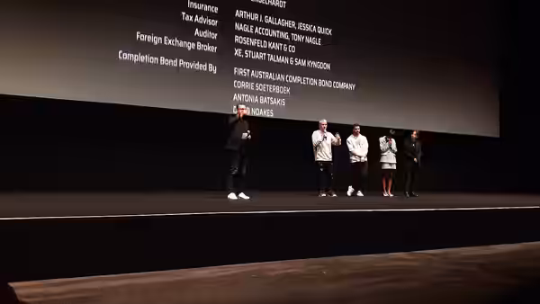 Die Regisseure und Hauptdarsteller bei der Aufführung von Talk to Me in der Verti Music Hall