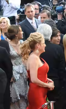 Miley Cyrus (left) and Virginia Madsen (right) at the 81st Academy Awards. (2009)