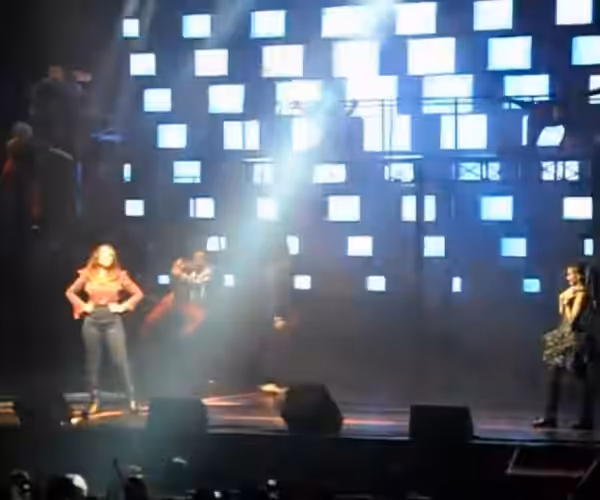 Grachi Siempre en vivo en Argentina 2012