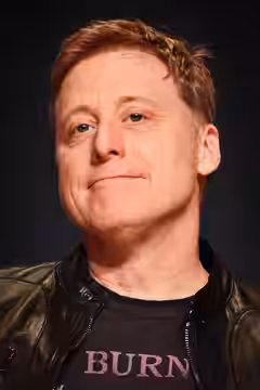Alan Tudyk at the 2024 New York Comic Con