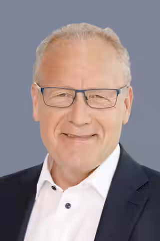 Willi Baer