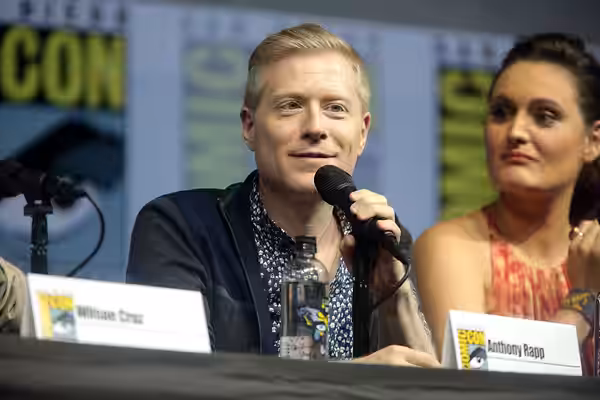 Anthony Rapp speaking at the 2018 San Diego Comic Con International, for "Star Trek: Discovery", at the San Diego Convention Center in San Diego, California. Pl