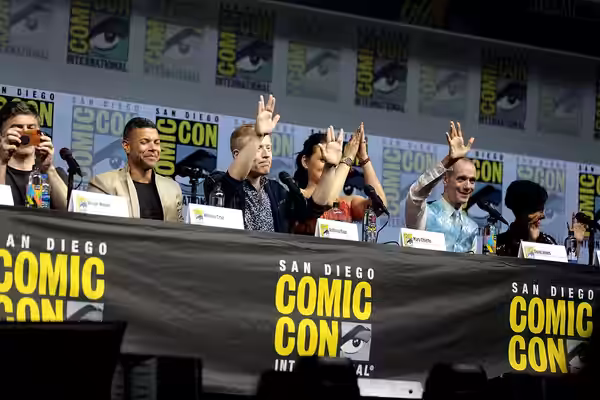 Anson Mount, Wilson Cruz, Anthony Rapp, Mary Chieffo, Doug Jones and Sonequa Martin-Green speaking at the 2018 San Diego Comic Con International, for "Star Trek
