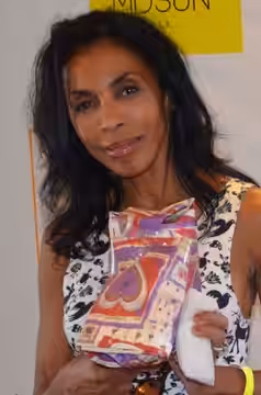 www.redcarpetreporttv.com Mingle Media TV and Red Carpet Report host Quinn Marie were invited to come out to cover Doris Bergman's 5th Annual Pre-Emmys Gift Lou (2014)