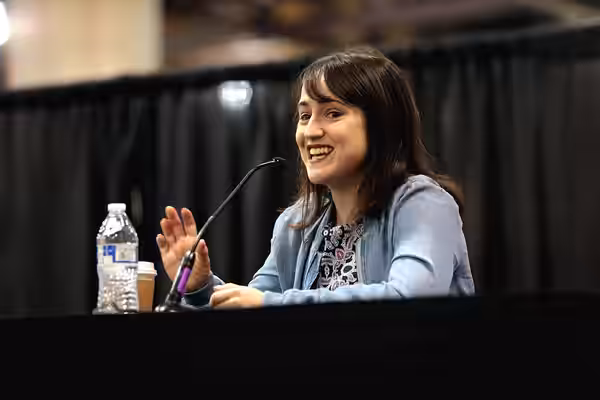 Mara Wilson speaking with attendees at the 2017 Phoenix Comicon Fan Fest at the Phoenix Convention Center in Phoenix, Arizona. Please attribute to Gage Skidmore