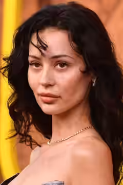 Alexa Demie