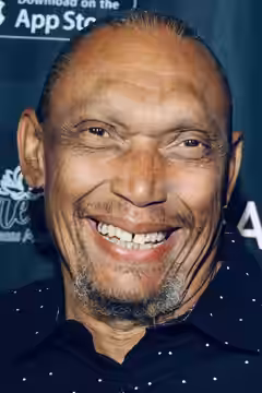 Hawthorne James