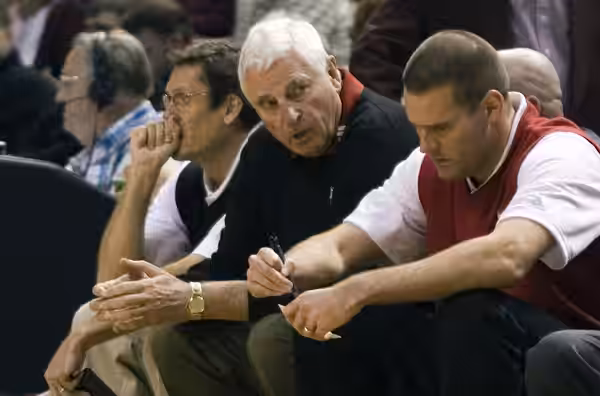 Bobby Knight (en), coach of the Texas Tech Red Raiders (2007)