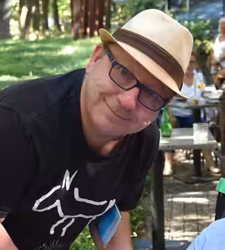 Zbigniew Zamachowski - Polish film, theater, and voice actor, voice-over artist, singer, composer of film music, and author of music and lyrics. Busko-Zdrój, Ju (2025)
