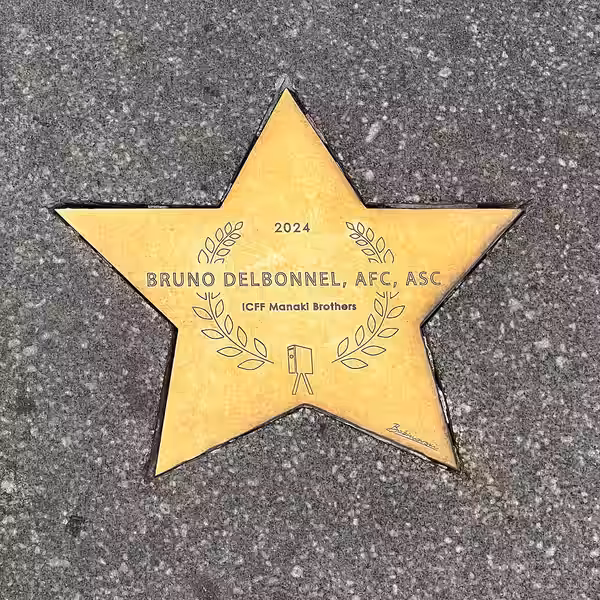 Stär um "Walk of Fame" vun der nordmazedonescher Stad Bitola fir de franséische Cinematograph Bruno Delbonnel. (2026)